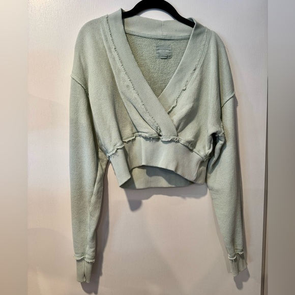 AE top - Picture 2 of 5